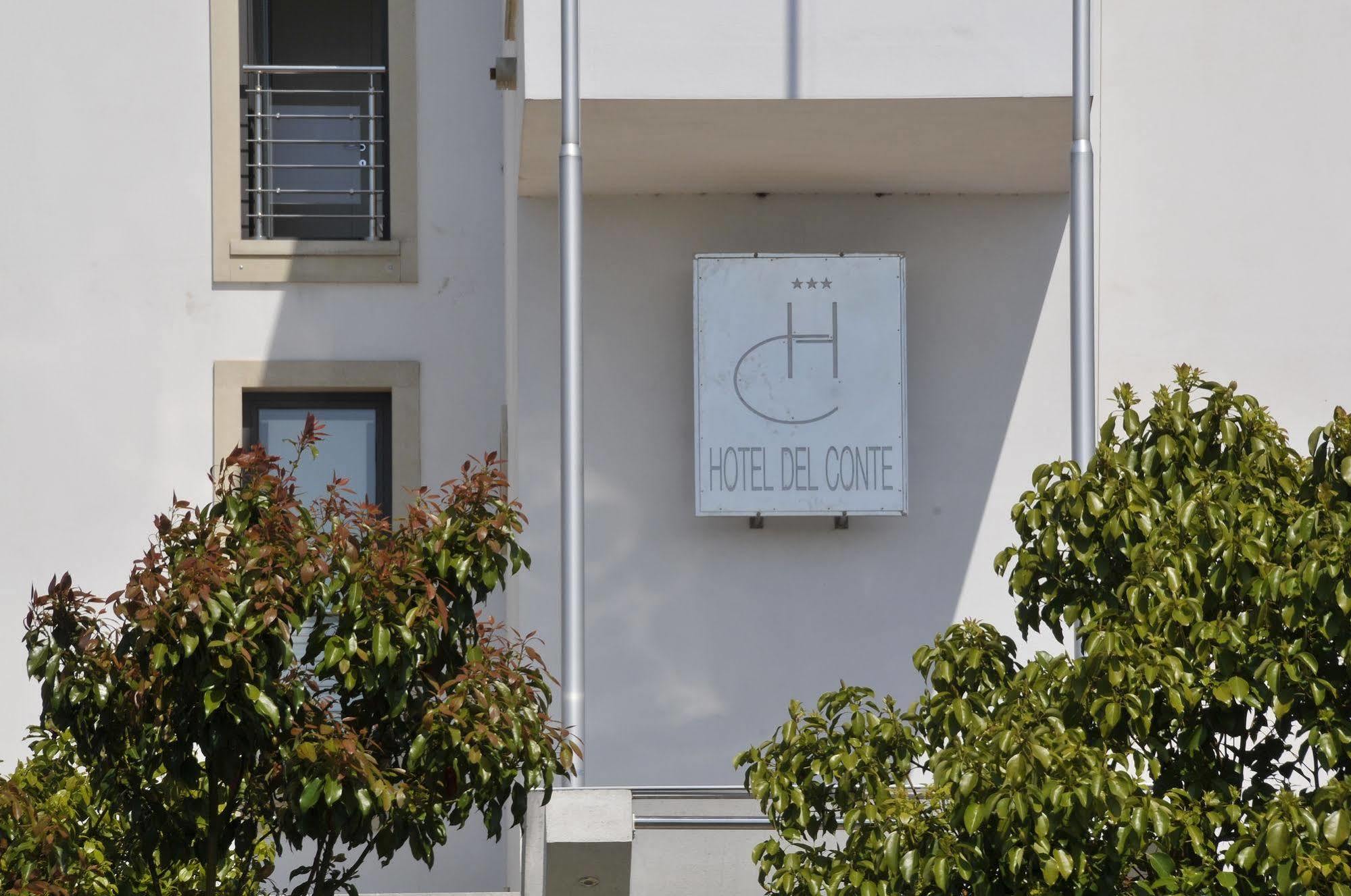 Hotel Del Conte Fondi Eksteriør billede